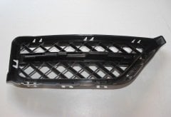 BMW X1 SERİ E84 TAMPON IZGARASI SAĞ 51117303758
