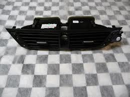 BMW KALORİFER IZGARASI E84+LCİ ÖN ORTA